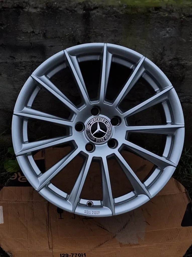 Багатоспицеві диски R18 Mercedes 166 GLE E clas w212 w213 V w447 — фото 2