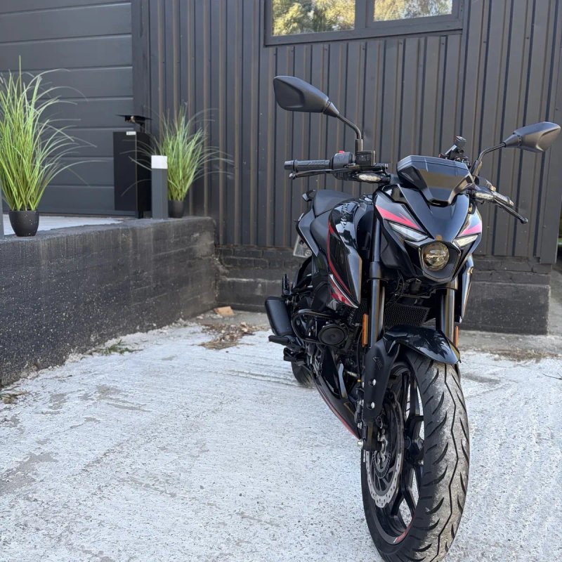 Bajaj Pulsar N250 2000км пробіг — фото 3