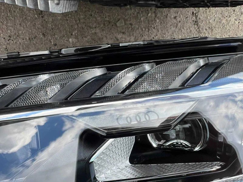 Бампер Audi A8 D5 Фары Решітка Ауді А8 Д5 Оптика Фари Фонари Радар — фото 2