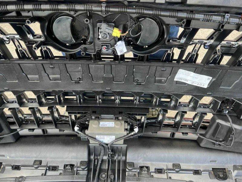 Бампер Audi A8 D5 Фары Решітка Ауді А8 Д5 Оптика Фари Фонари Радар — фото 4