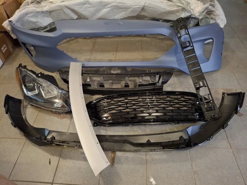 Бампер  Ford Ескейп 20-23 Форд LJ6Z17D957AAPTM фара Ескейп молдинг підсилювач дефлектор — фото 8