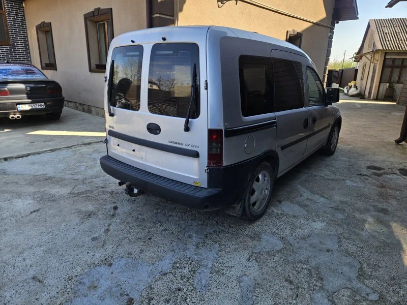 Бампер Крило Капот Фара Телевізор Окуляр Опель Комбо Ц Opel Combo C — фото 2