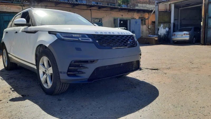 Бампер обвес Range Rover Velar L560 рестайлинг бампер — фото 2