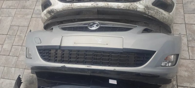 Бампер передній Opel Astra J 2009-2015 рестайл дорестайл оригінал GM — фото 8