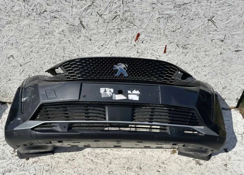 Бампер передній Peugeot 3008 2 II GT Line Lift перед оригінал разборка — фото 7