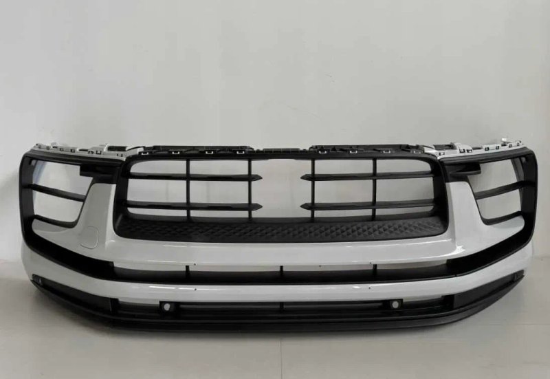 Бампер передній Porsche Macan 95B Lift перед оригінал разборка — фото 2