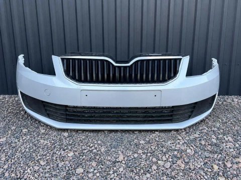 Бампер передній Skoda Octavia A7 Бампер Шкода Октавія А7 дорестайлінг
