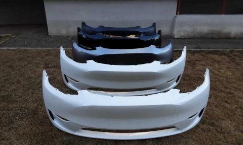 Бампер передній Tesla Тесла model Y 2023-2024 без отворів парктроніків