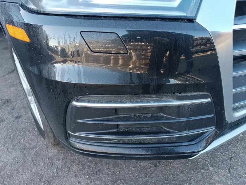 Бампер передній в зборі комплектний дефект на фото розборка Audi Q5 80A 18 рік — фото 3