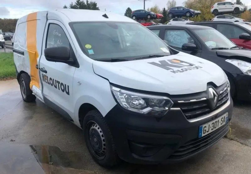 Бампер Renault Express розборка РЕНО Експрес — фото 4