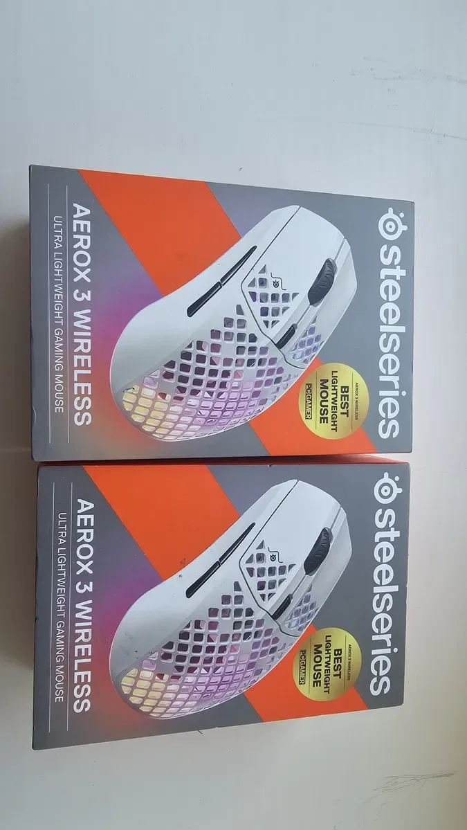 Бездротова ігова миша SteelSeries Aerox 3 Wireless Snow (Стан Нової) — фото 3