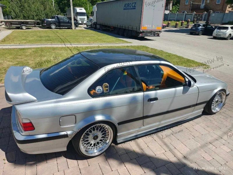 БМВ Е36 леза на пороги М пакет, накладки на М3 пороги Е36 — фото 2