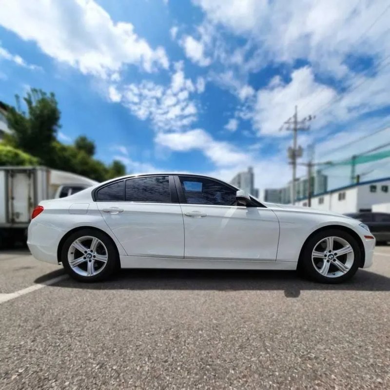 BMW 320d 2014 2.0 дизель автомат з Кореї — фото 4