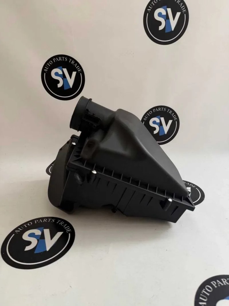 BMW 5 G30 G31 7 G11 G12 X3 G01 X4 G02 X5 G05 X6 G06 Корпус повітряного фільтра обудова повітряний фільтр 13718620473 — фото 5