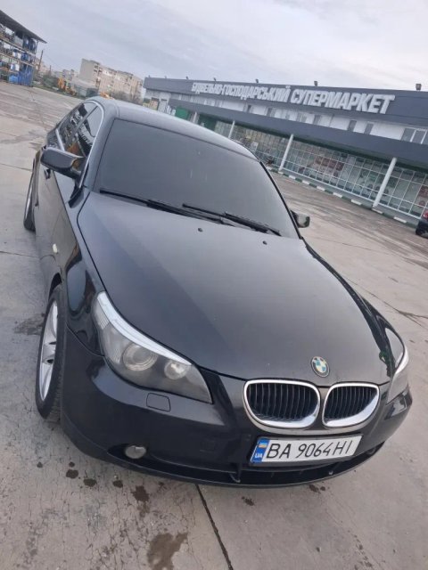 BMW  5 series E60. 2.2  МКПП,кожа,климат,