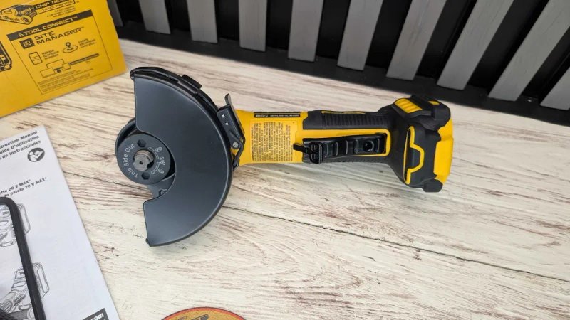 Болгарка КШМ Бесщіточна DeWalt DCG402 — фото 4