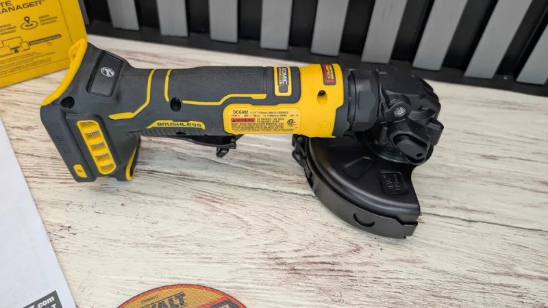 Болгарка КШМ Бесщіточна DeWalt DCG402 — фото 5