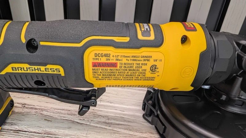 Болгарка КШМ Бесщіточна DeWalt DCG402 — фото 6