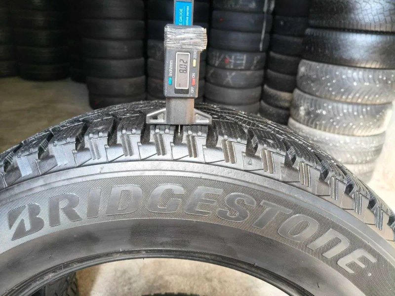 Bridgestone Blizzak Spike-01 225/65r17 106T Extra Load made in Japan 2шт, средина 6мм край 8мм, ЗИМА — фото 6
