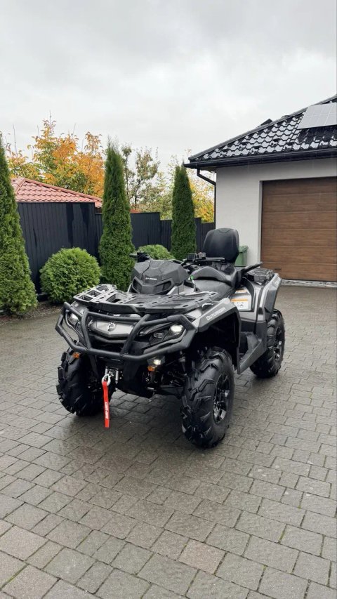 BRP Can-am  1000
