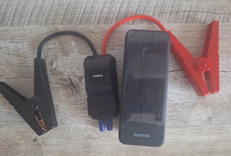 Бустер запуск авто  Jump Starter — фото 3