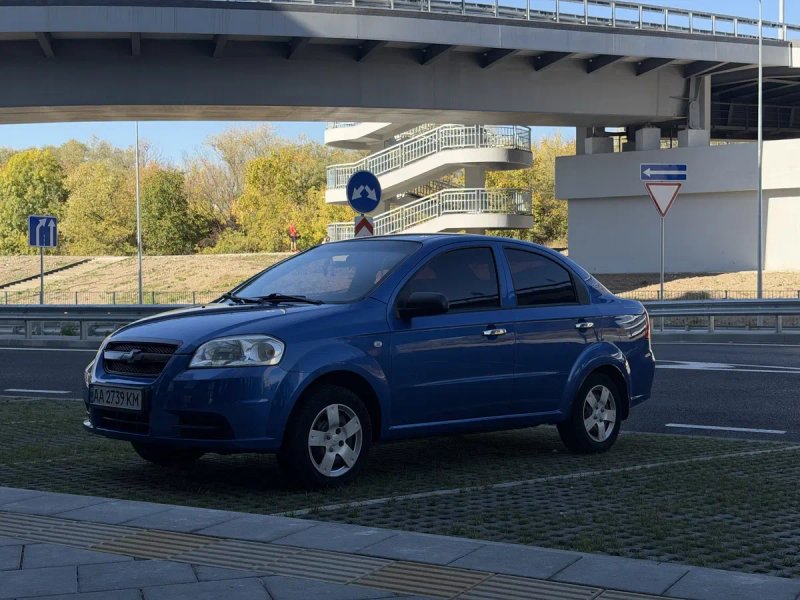 Chevrolet AVEO 2008 рік  1.5 Стан близький до ідеала, Без гнилі та ржавчини нічого не мальоване — фото 8