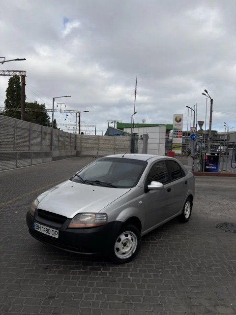 Chevrolet Aveo T200 2006 автомат 1.5бензин