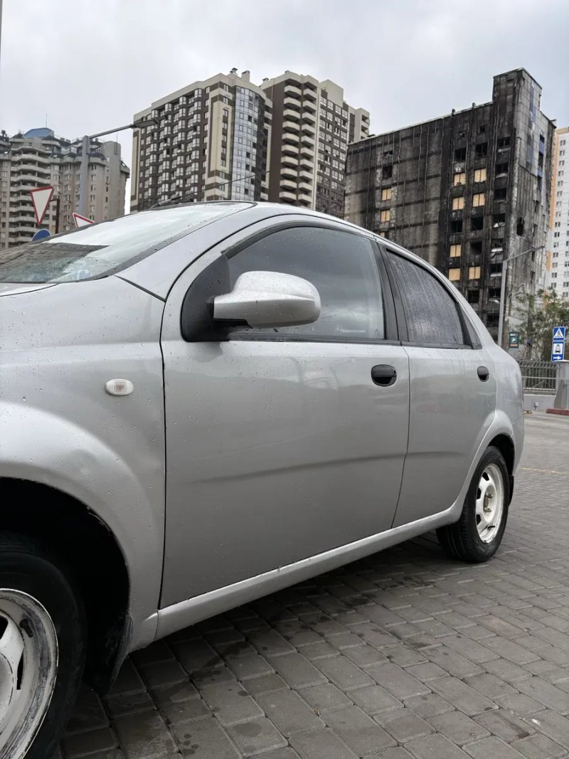 Chevrolet Aveo T200 2006 автомат 1.5бензин — фото 8
