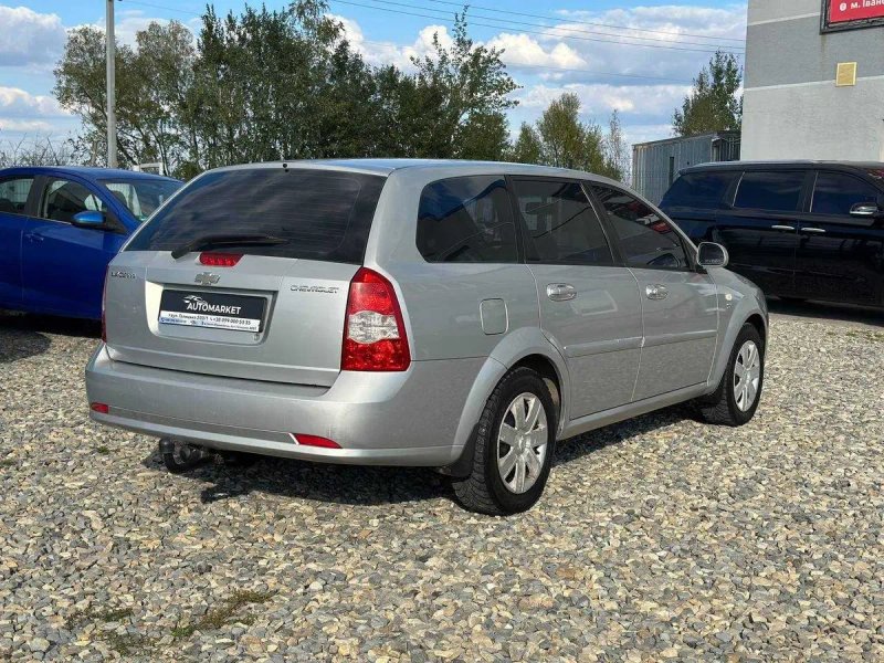 Chevrolet Lacetti 2007рік 1.8 Газ/Бензин — фото 4