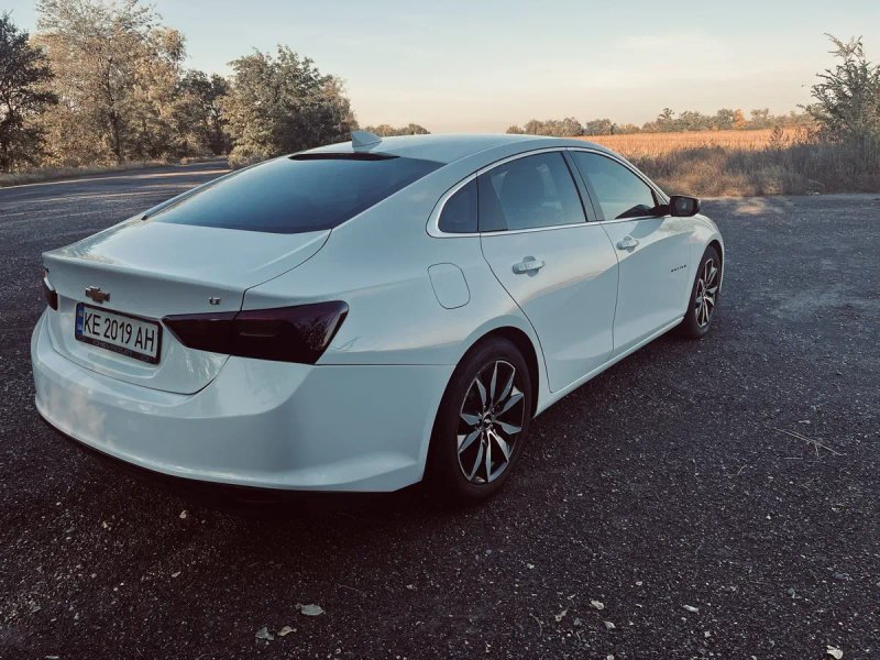 Chevrolet Malibu LT 2017 — фото 4
