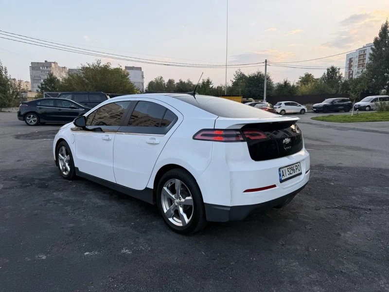 Chevrolet volt 1 plug in — фото 7