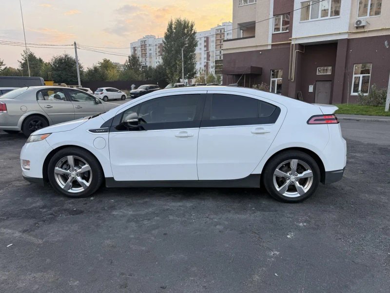 Chevrolet volt 1 plug in — фото 8