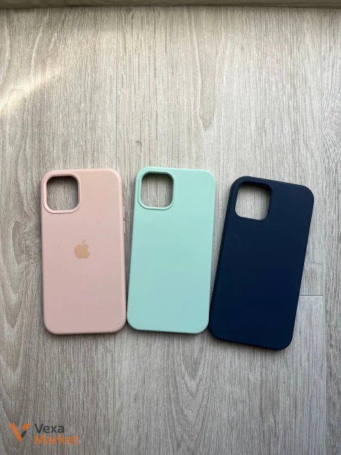 Чохли для iPhone 12