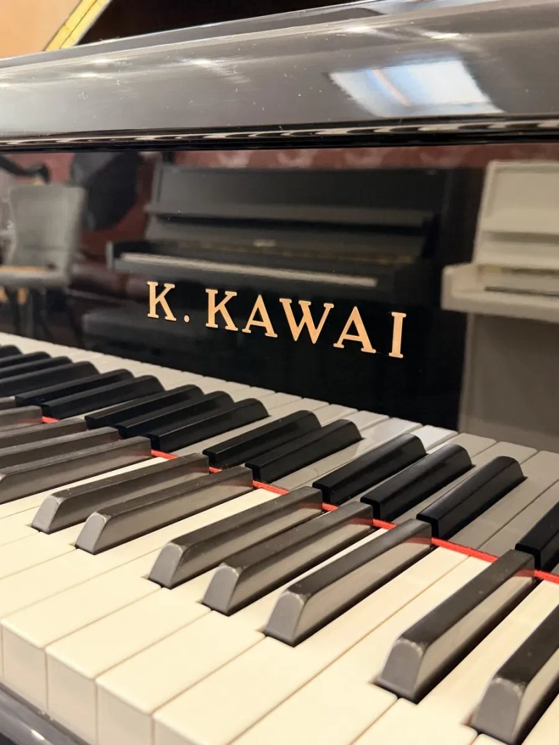 Чорний рояль Kawai  GS-30 Японія — фото 3