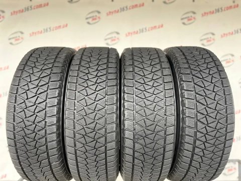 Чотири шини бу 225/65 R17 Bridgestone Blizzak DM-V2 арктичні 8 мм вартість за одну шину