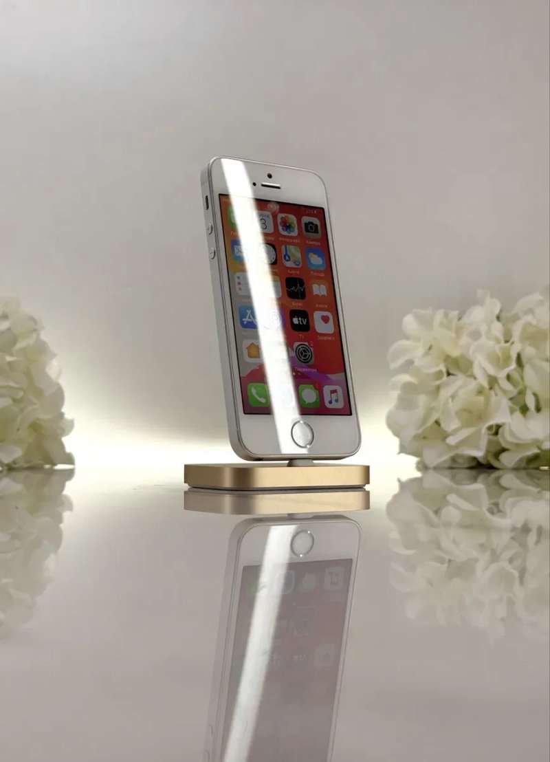 Чудовий iPhone SE 1 64GB Neverlock 89%АКБ Silver (Магазин Гарантія) — фото 2