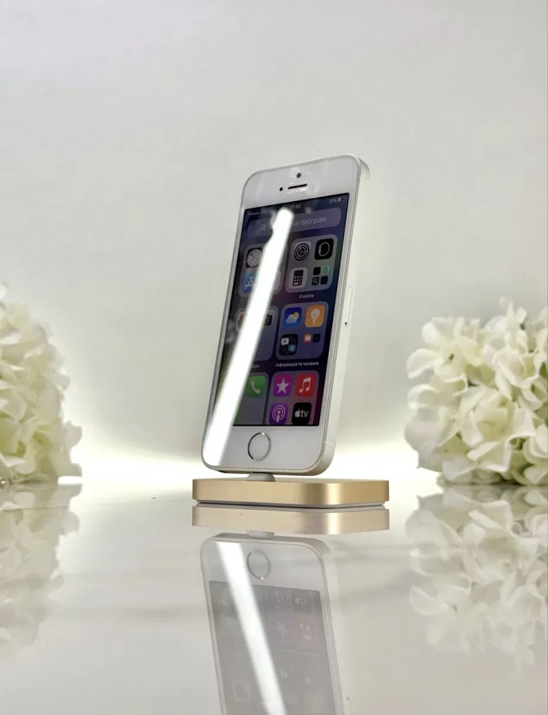 Чудовий iPhone SE 1 64GB Neverlock 89%АКБ Silver (Магазин Гарантія) — фото 3