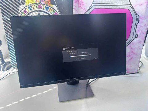 Dell P2419H — практичний 23.8-дюймовий монітор для роботи, навчання та повсякденного використання