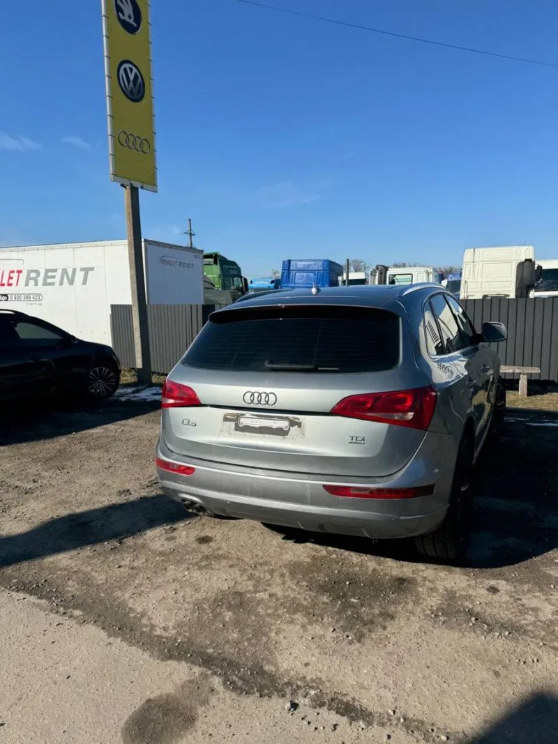 Дешево Ляда Кришка багажніка Audi Q5 8R Ауді q5 8r — фото 3