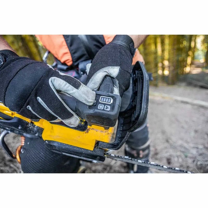 DeWALT DCMCST635N Пилка ланцюгова акумуляторна безщіткова 35 см 54v FLEX VOLT каркас — фото 7