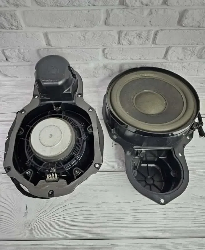 Динаміки колонки Volkswagen Passat B6 B7, Golf 4-5-6, Jetta 5, Touran — фото 6