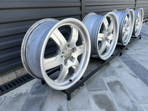 Диски 17R 5x112 7.5J ET28 DIA66.6 Audi А6 А4 Skoda Golf