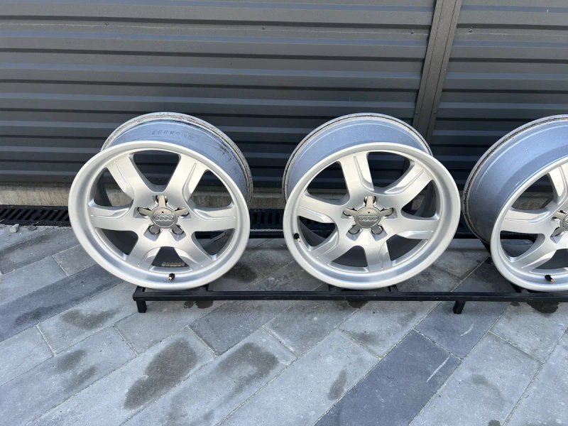 Диски 17R 5x112 7.5J ET28 DIA66.6 Audi А6 А4 Skoda Golf — фото 2