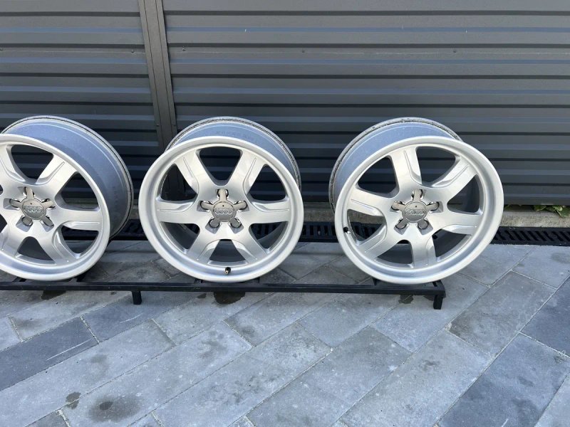 Диски 17R 5x112 7.5J ET28 DIA66.6 Audi А6 А4 Skoda Golf — фото 3