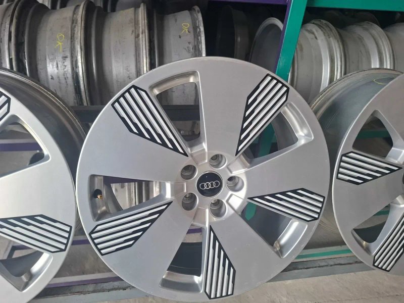 Диски Audi E-Tron 5/112 R19 8J ET34 . — фото 4