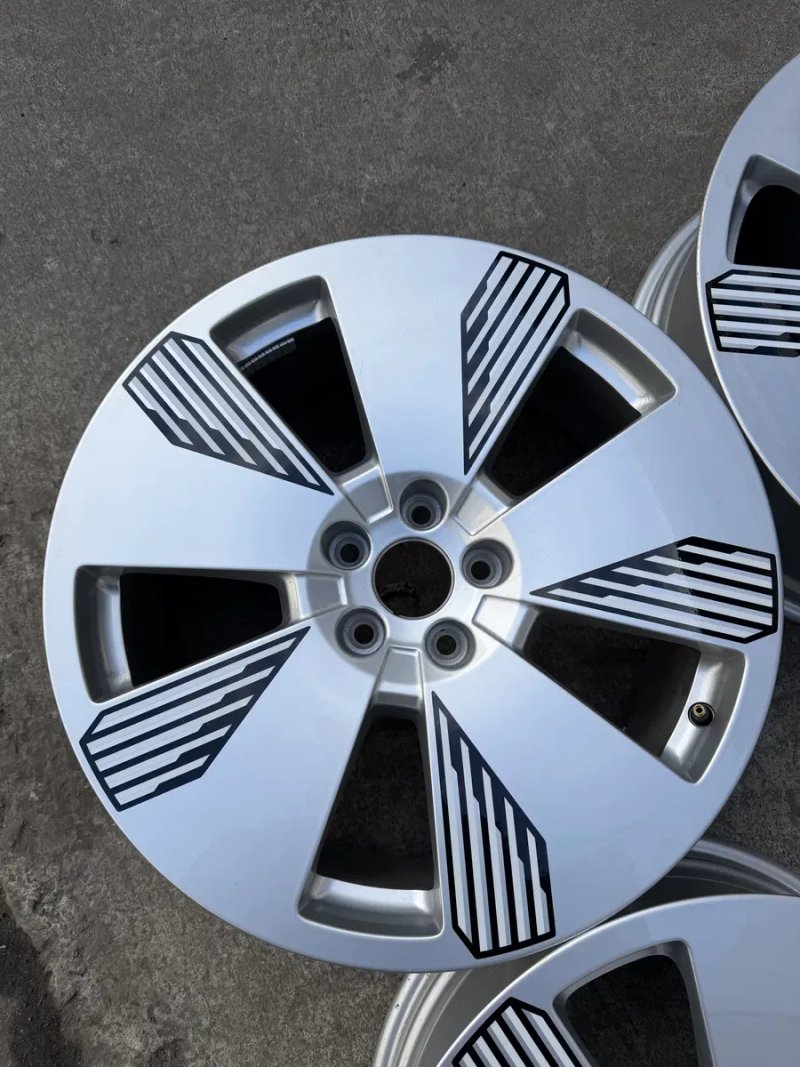 Диски Audi E-tron 5x112 R19 ET34 8jx — фото 5