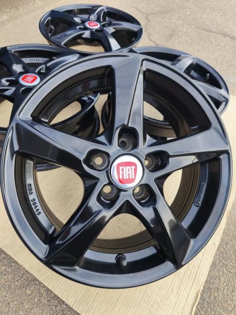 Диски Fiat Doblo 500L Tipo Egea Opel Combo Dodge Neon R15(5*98)et39 Dia 58,1mm Gloss Black Brock® Wheels Germany