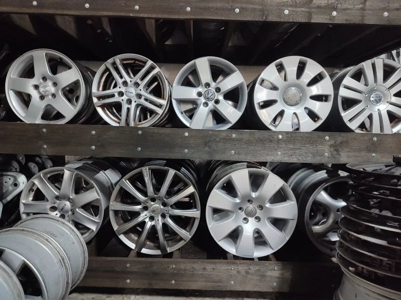 Диски легкосплавні R16 5×112 Volkswagen Audi Skoda Seat титани Фольксваген Шкода Ауді Сіат — фото 2