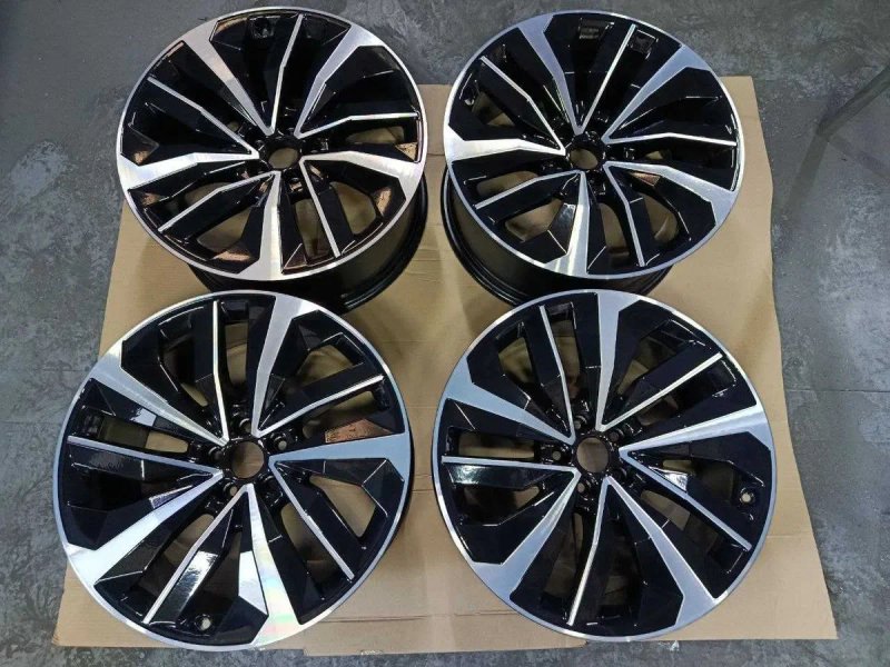 Диски на Audi E-tron S R20 / 5x112 / ET20 / 9x20 /DIA66.6 - Оригінал — фото 2