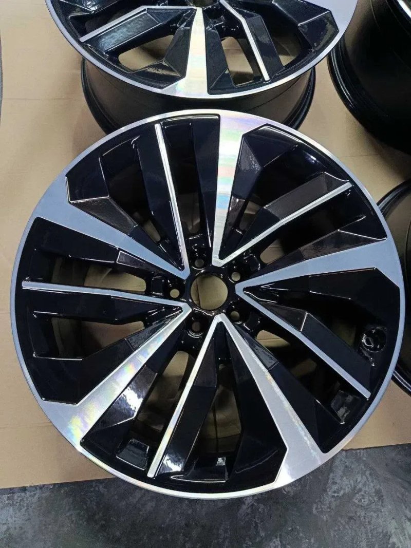 Диски на Audi E-tron S R20 / 5x112 / ET20 / 9x20 /DIA66.6 - Оригінал — фото 3